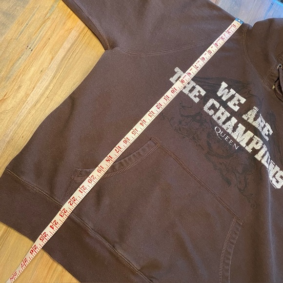 Queen “We Are The Champions” Brown Hoodie XL Medium Weight GUC - Picture 8 of 11